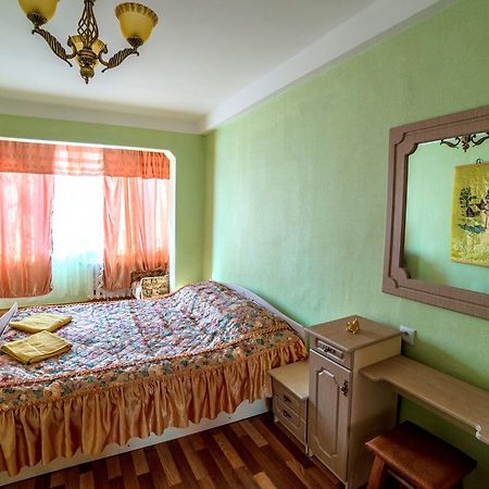 Apartments On Mykilska-Slobidka Kiev Exterior foto